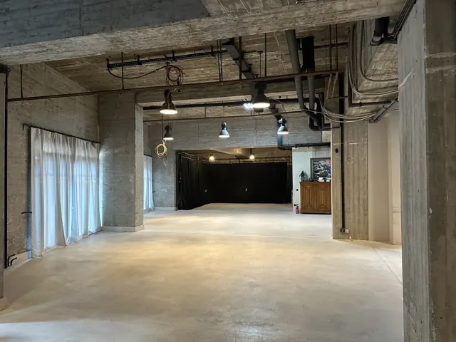 Loft, große freie Fläche bei qre8.studio in Berlin-Wilmersdorf